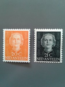 Netherlands Antilles 219-220 F-VF MH - Scott $ 7.25