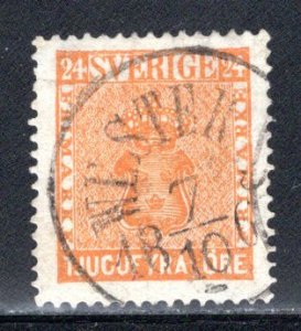 Sweden #10    VF  Used      CV $30.00 .....  6141112