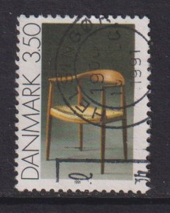 Denmark  #942 used  1991  decorative art  3.75k  chair