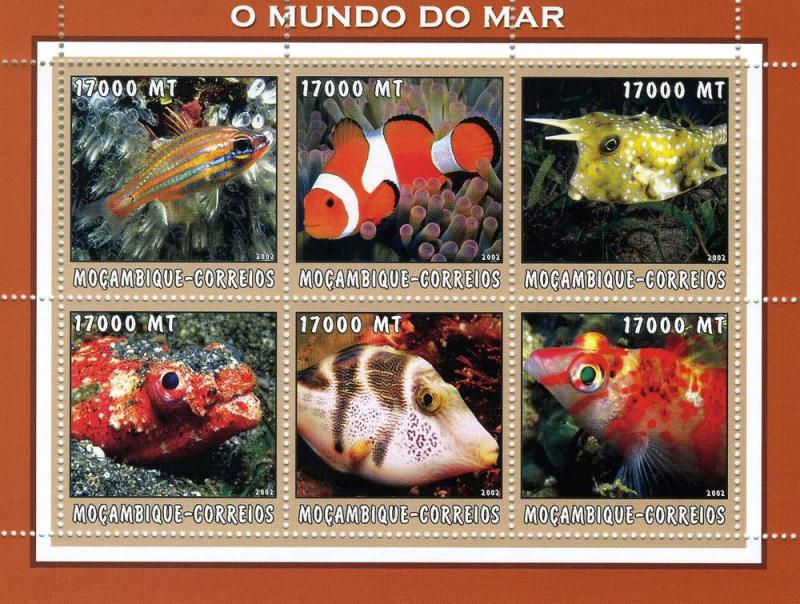 Mozambique 2002 Marine Life Fish Sheet (6) Perforated mnh.vf