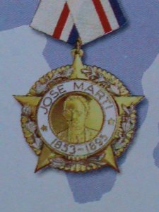 ​KOREA-2003 SC# 4296 FIDEL CASTRO-PRESENTED MEDAL TO KIM II SUNG: MNH S/S-VF