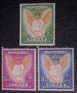 Sudan Scott #118-120 unused