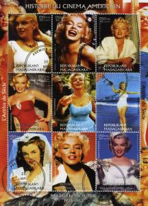 MARILYN MONROE Sheet Perforated Fine used VF