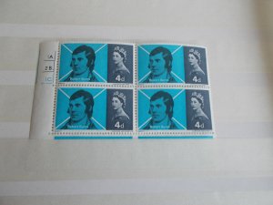 GB QEII 1965 Burns 4d in Cylinder Block of 4 (1A2B1C Dot) Cat £1.25 M/N/H 