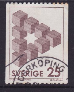 Sweden -1982 Impossible Figures -Triangle 25ore used
