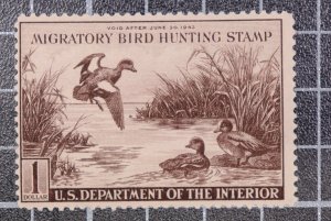 Scott RW9 1942 $1.00 Duck Stamp MNH Nice Stamp SCV - $225.00