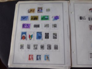 Australia 1909-1974 Stamp Collection on Album Pages