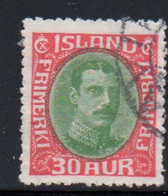 Iceland Sc 122 1920  30 aur red & green Christian X stamp used