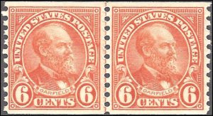 723 Mint,OG,NH... Line Pair... SCV $82.50