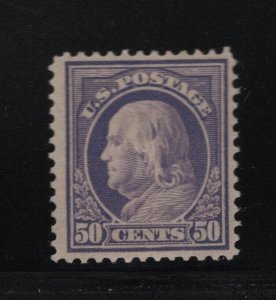 422 VF original gum mint previously hinged with nice color ! see pic !