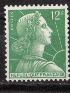 France Scott # 752 -  MH  