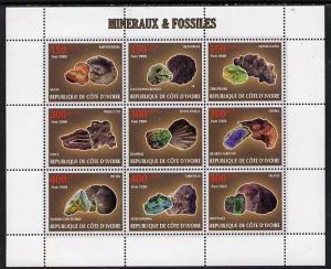 Ivory Coast 2009 Minerals & Fossils perf sheetlet con...