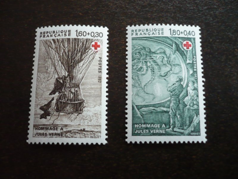 Stamps - France - Scott# B548-B549 - Mint Never Hinged Set of 2 Stamps