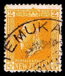 1916 NEW ZEALAND #147 KING GEORGE V - USED - VF - CV$35.00 (ESP#1869)