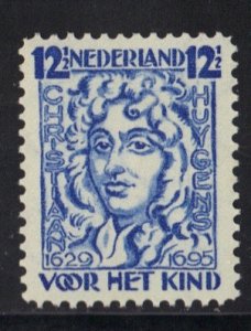 Netherlands  #B36  MNH  1928   child welfare 12 1/2c  perf. 12