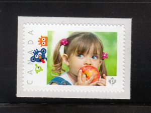 GIRL with APPLE = Picture Postage stamp MNH Canada 2013 [p4c6/2]