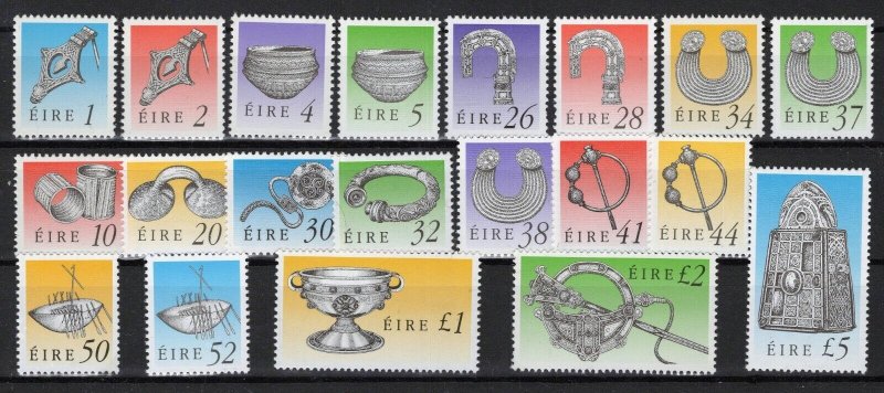 ZAYIX Ireland 767//793 MNH Celtic artifacts art missing 41p 45p values 1223S0010