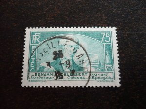 Stamps - France - Scott# 301 - Used Set of 1 Stamp