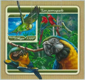 A1422 - NIGER, ERROR, МISPERF, Souvenir sheet: 2017, Parrots, Birds