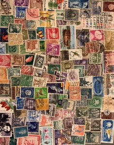 World Mixed Collection Mint + Used 100+ Items Good Value       (WM8)