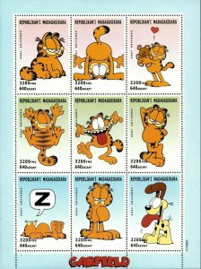 Madagascar 2000 - Garfield Comics - Sheet of 9 Stamps - Scott #1512 - MNH