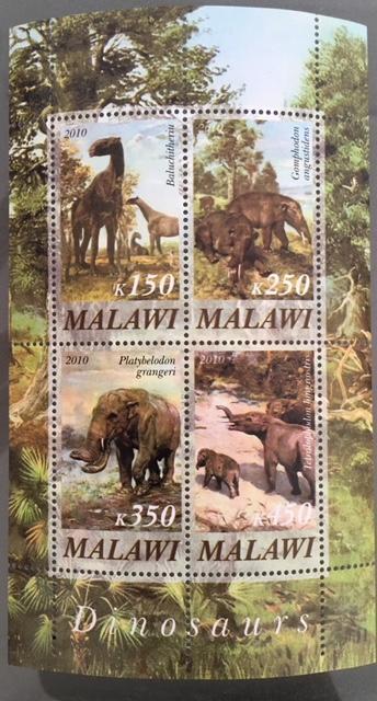 Malawi 2010 M/S Dinosaurs Prehistorics Wild Animals Nature Plants Stamps MNH (1)