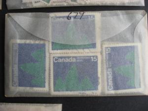 Canada wholesale 500 better used Christmas stamps in glassines (mixed condition) 