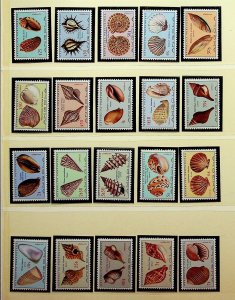 ANGOLA Sc 573-92 NH ISSUE OF 1974 - SEA SHELLS