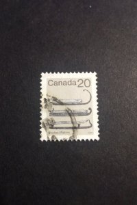 Canada Scott # 922 Used. All Additional Items Ship Free.