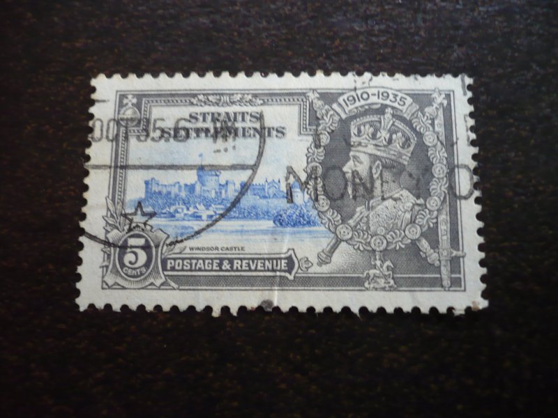 Stamps - Straits Settlements - Scott# 213 - Used Part Set of 1 Stamp