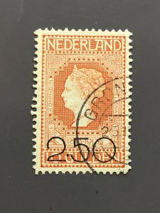Netherlands 105 VF Used - Scott $ 100.00