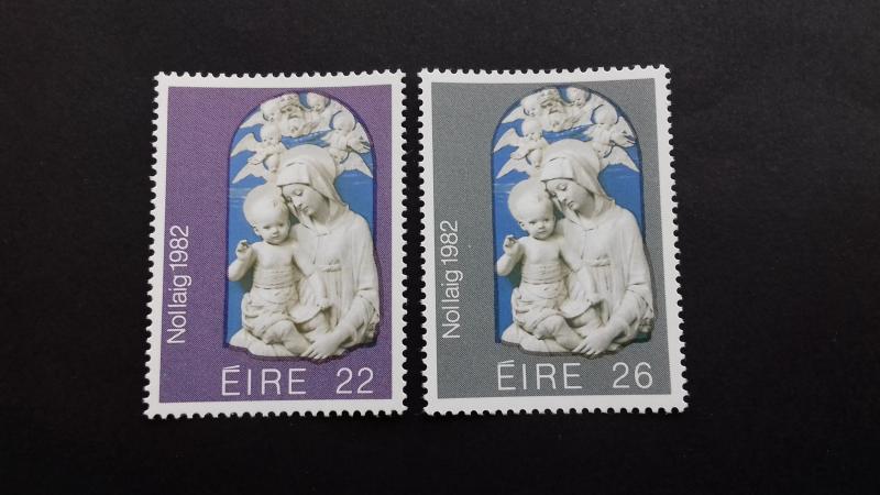 Ireland 1982 Christmas Stamps Mint