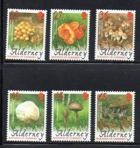 Alderney Sc 221-26 2004 Fungi stamp set mint NH