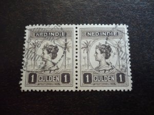 Stamps - Netherlands Indies - Scott# 134 - Used Pair of Stamps