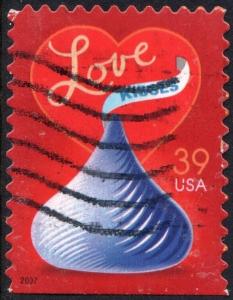 SC#4122 39¢ Love: Hershey's Kiss Booklet Single: (2007) Used