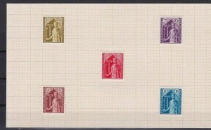 LUXEMBOURG 1932 CHARITY STAMPS SET MOUNTED MINT ON PIECE  . REF R 2546