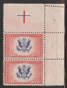 #CE2 Eagle and Shield Margin Pair Foldover Extra Perf MNH