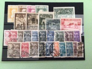 Spain 1930 -1946 mounted mint & used stamps  Ref A8878