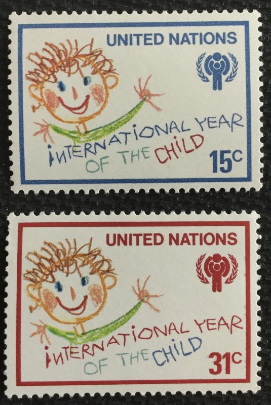 United Nations #310-311 MNH 2 Singles Cild/IYC Emblem SCV $.60 L22