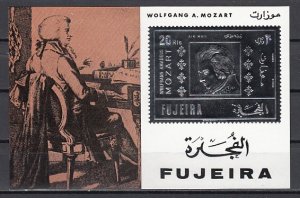 Fujeira, Mi cat. 778, BL77. Composer Mozart, Silver Foil s/sheet.