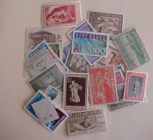 LUXEMBOURG 33 DIFF MINT MOSTLY LH