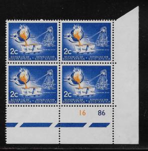 SOUTH AFRICA SC# 270 BK/4 LR 16/86 AUG 1963 ISSUE 2 FVF/MNH