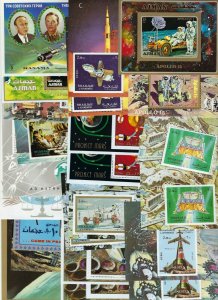 Trucial States Collection of 23 Different Souvenir Sheets - Space theme