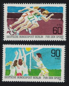 Berlin Volleyball Sprinting Sport Promotion Fund 2v 1982 MNH SG#B636-B637