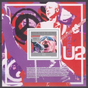 2010 Guinea 7428/B1813 Music group U2 - Adam Clayton 10,00 €