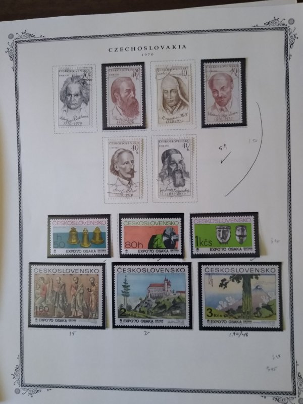 collection on pages Czechoslovakia 1970 CV $40