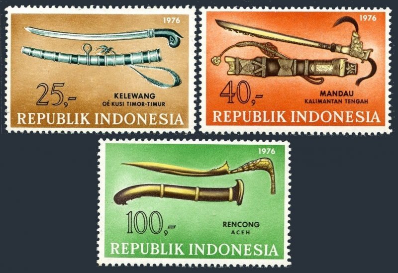 Indonesia  982-984, MNH. Michel 854-856. Historic Daggers and Sheaths, 1976. 