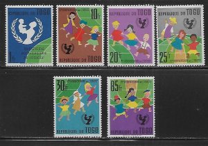 Togo 411-6 1961 15th UNICEF set MLH