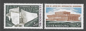 Luxembourg Scott 517-18 MNHOG - 1972 Monument/Court of Justice - SCV $1.20