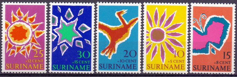 Suriname. 1970. 570-74. Easter. MLH.